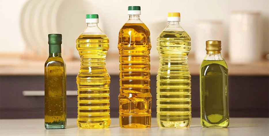 Carefully refined and packed to preserve quality and freshness, our edible oils provide the perfect foundation for everyday cooking, frying, baking, and culinary excellence.