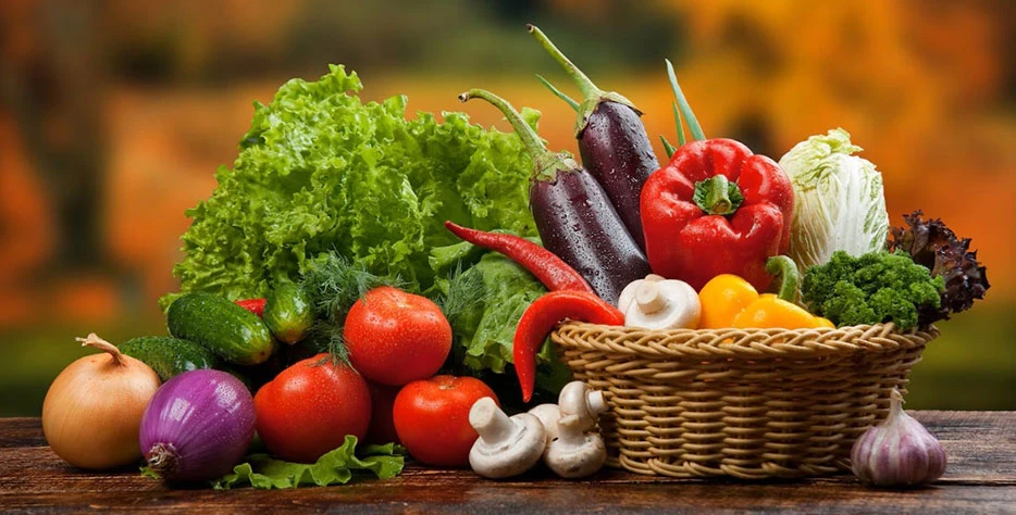 Farm-fresh produce carefully selected for superior nutrition, vibrant color, and exceptional taste in every serving.